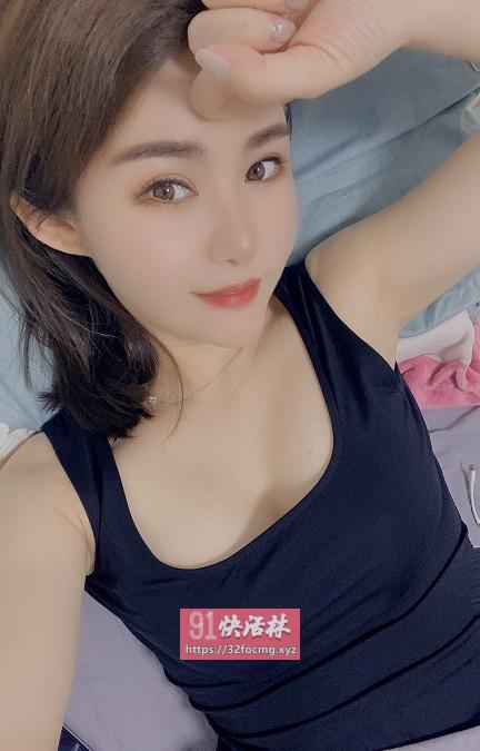 寂寞难耐极品小骚逼