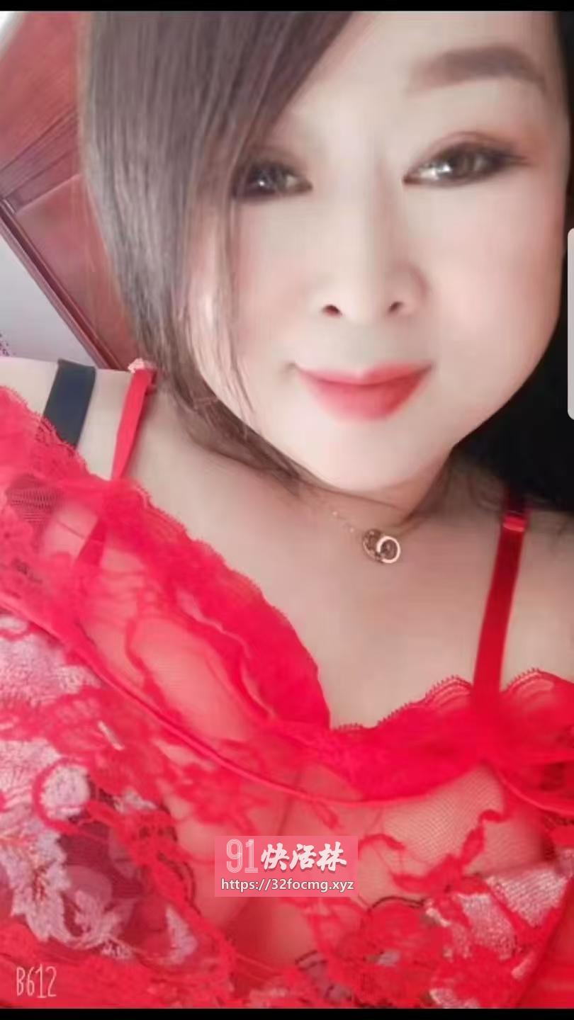 见了就想往死里操的淫荡骚妇