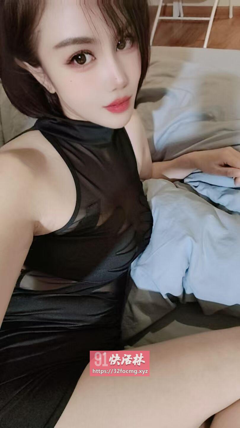 丰乳翘臀水嫩尤物