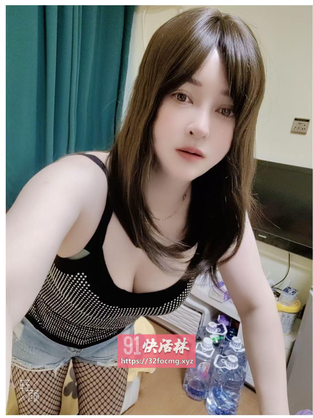 美臀兜兜老师