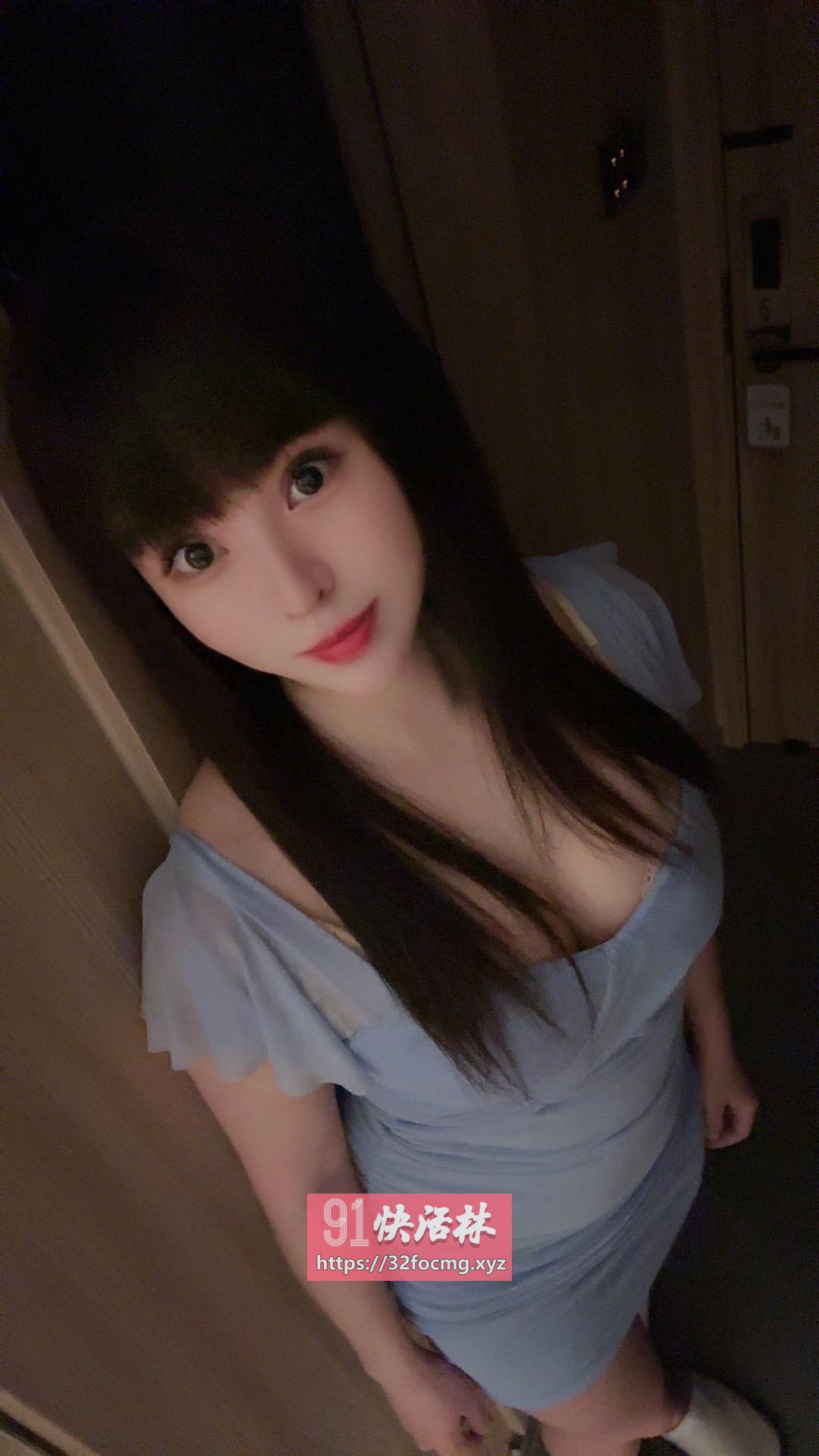 性感大奶雅雅