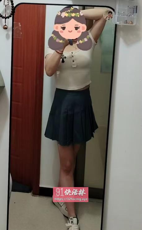 长沙风骚妹妹乖巧配合