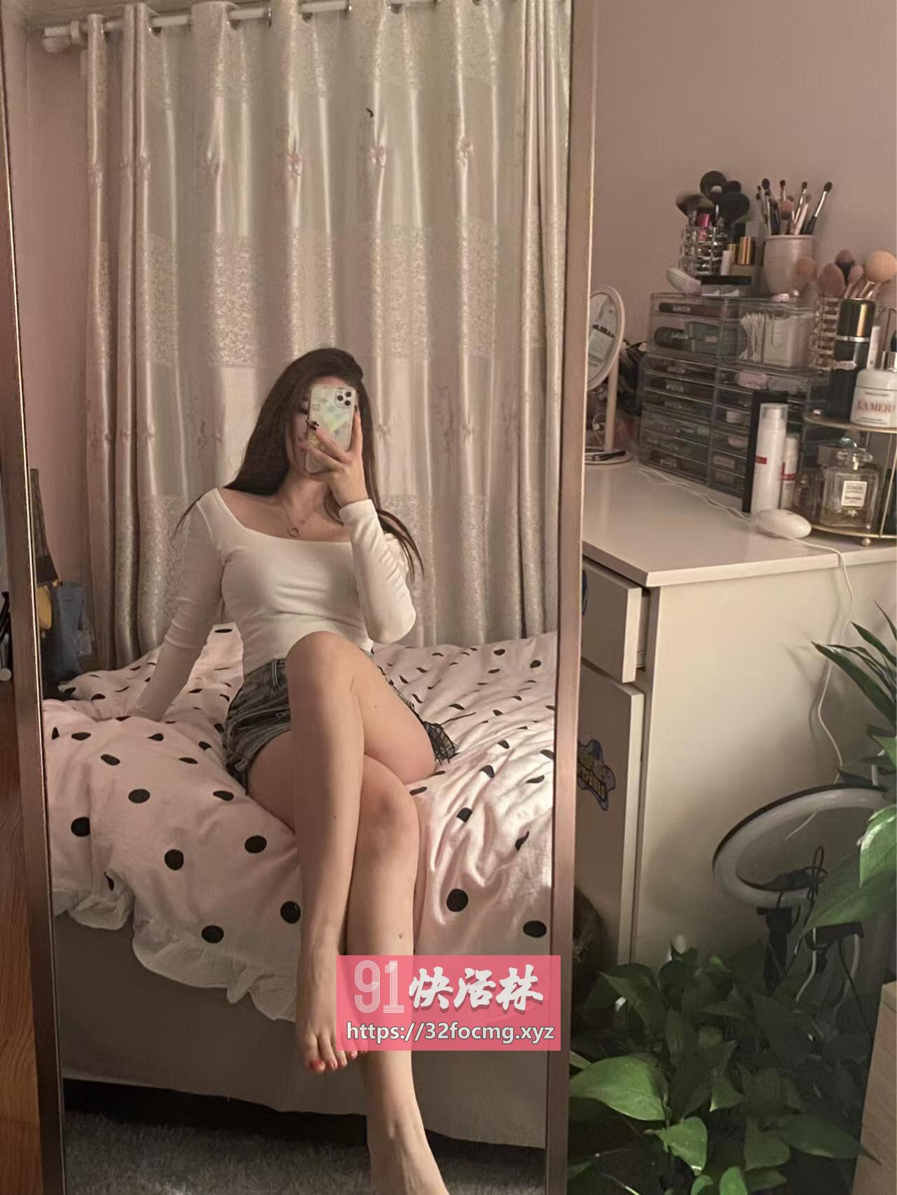 御姐身材S纯欲妩媚