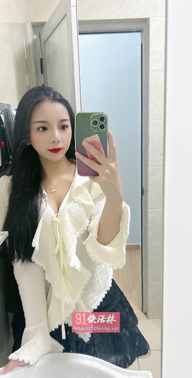 御姐风小骚女
