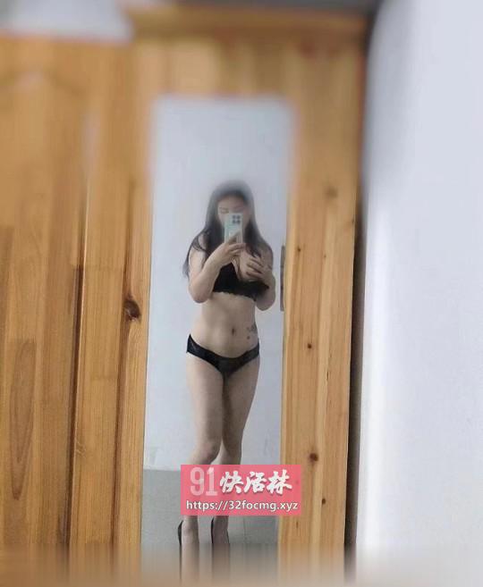 丰满性感性欲女