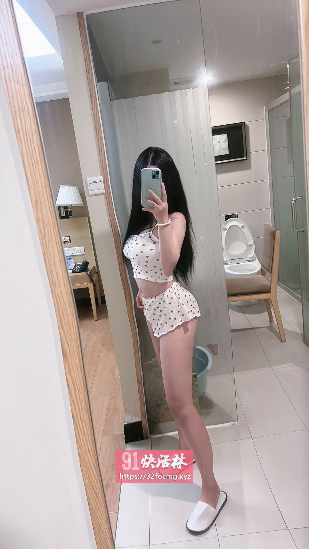 朝阳可纯可欲小美女