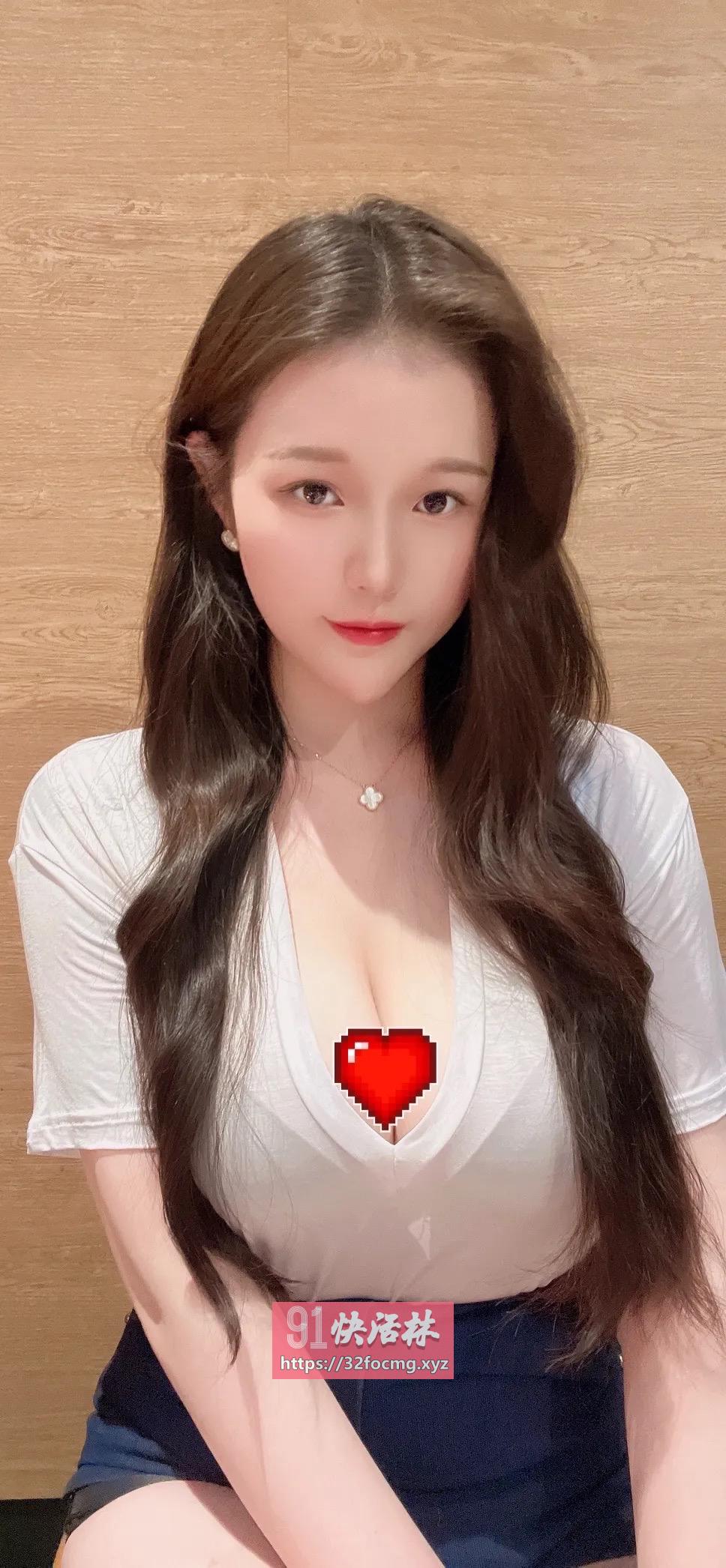丰满水嫩欲女姿势多会配合