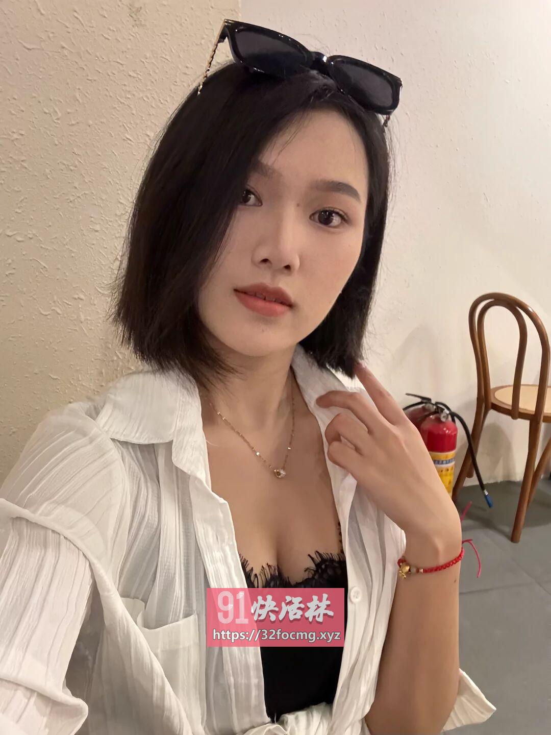 烟台清纯听话姿势多美女