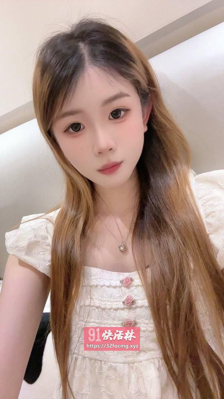 骚货天花板奶大穴紧