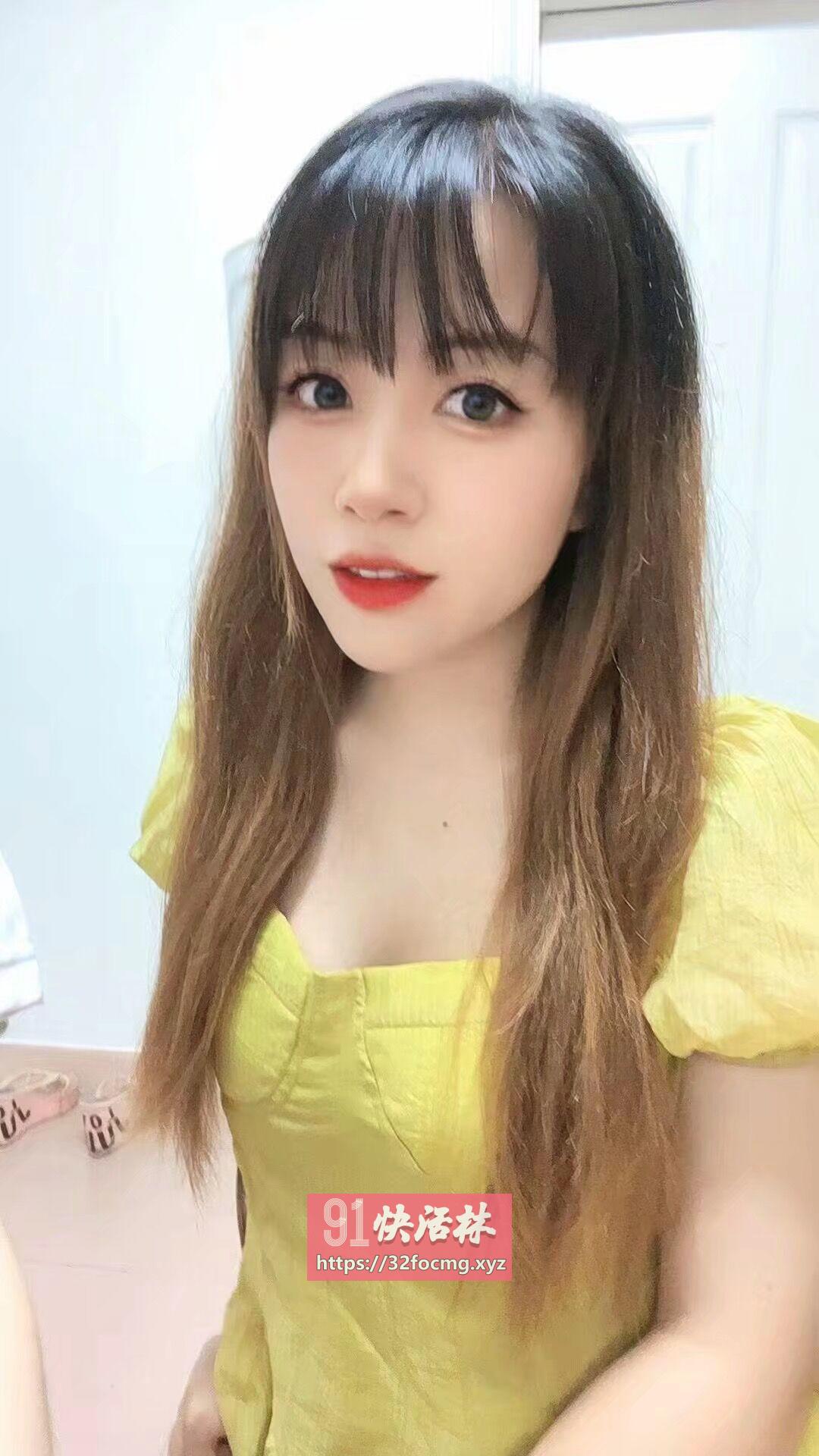 服务花样多，会一字马爱爱的少妇，骚得很