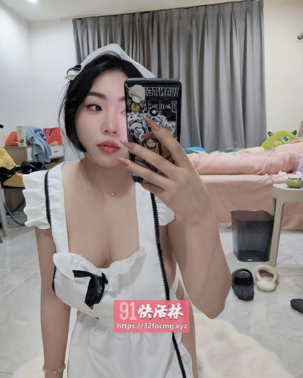 性感大胸美御姐