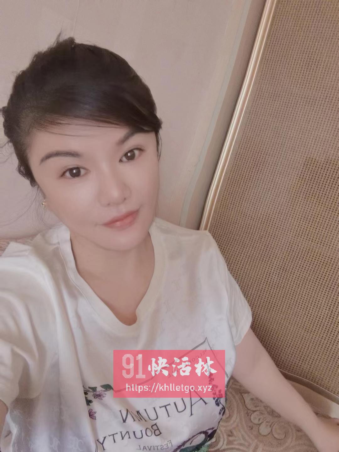 还不错的小少妇
