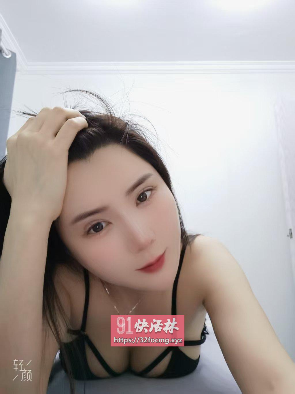 宝山大白奶御姐静静