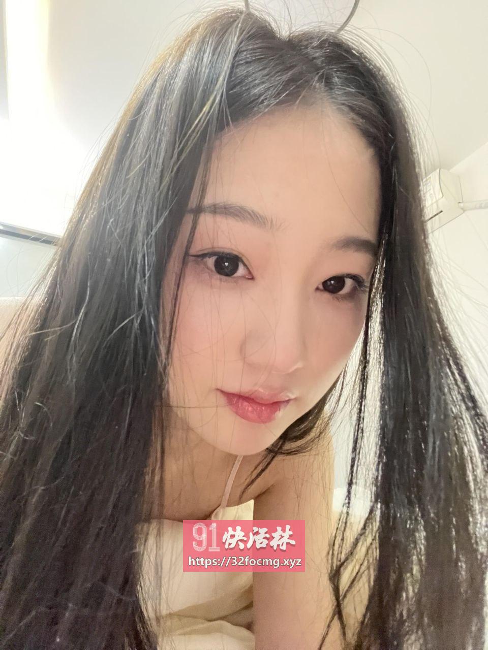 郑州性感小B嫩够粉