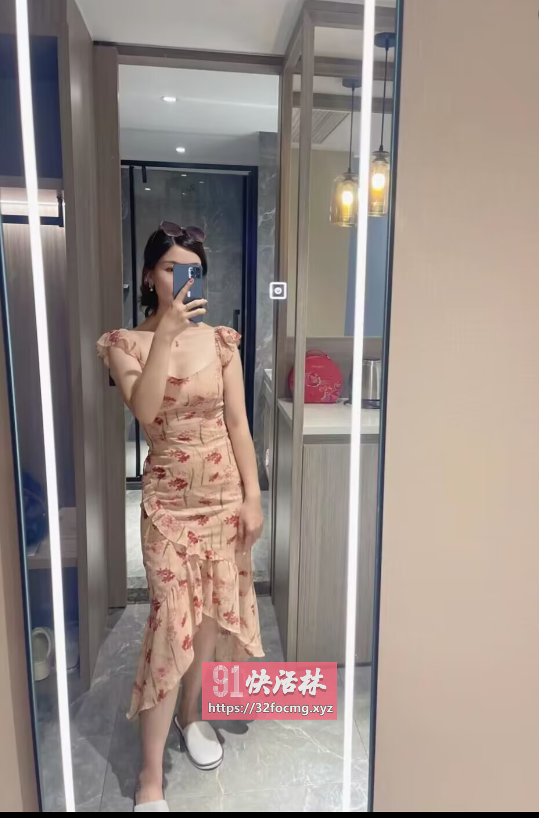 岳麓服务系小姐姐