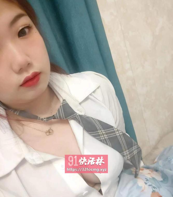 南开翘臀大波浪