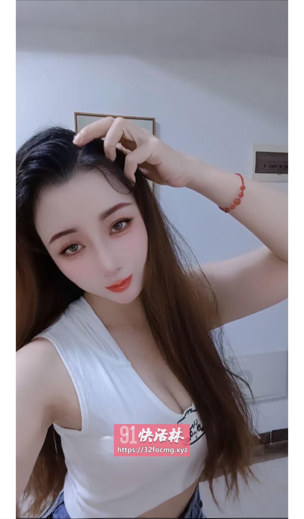 制服诱惑鲍鱼粉嫩多汁