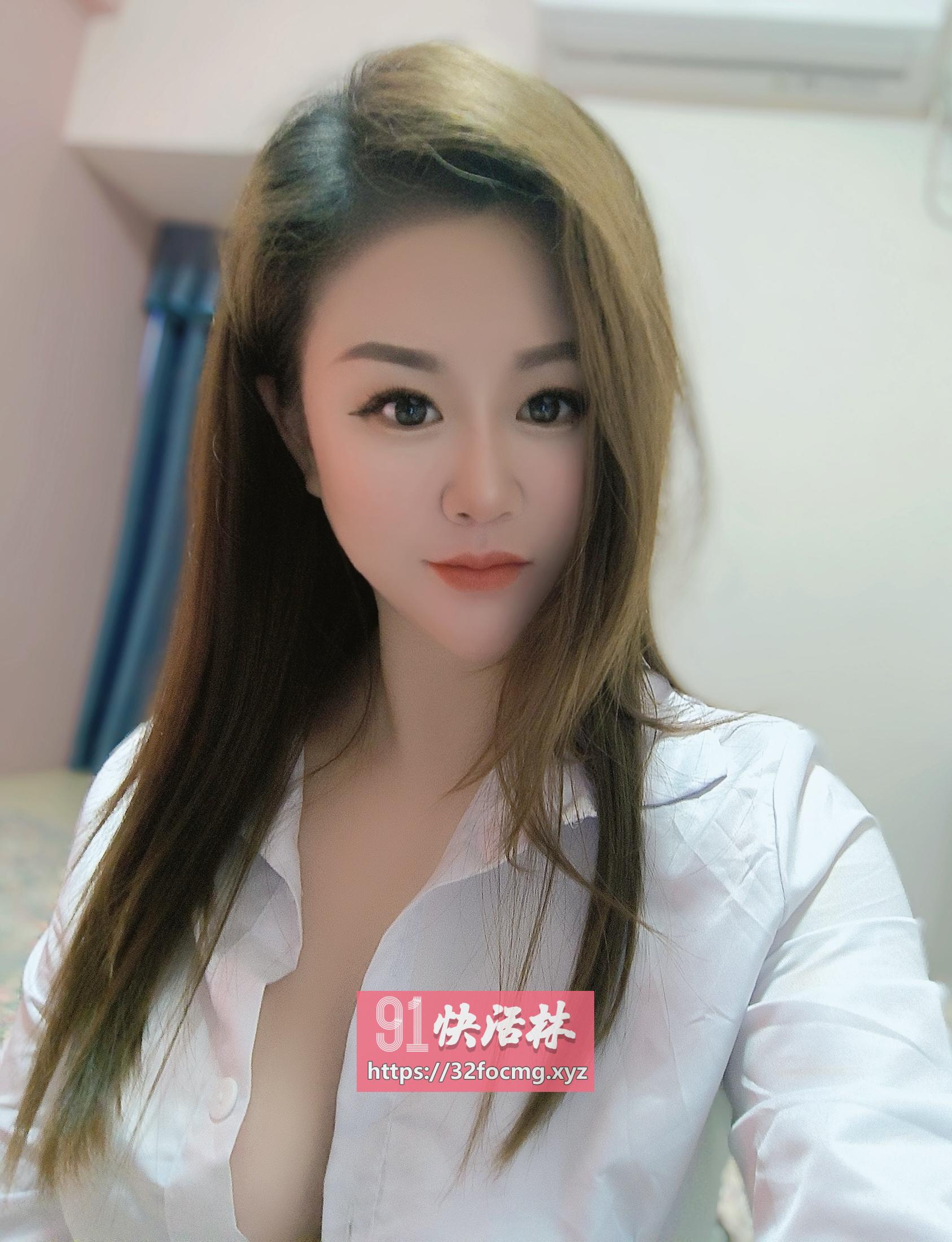 温柔邻家大胸骚妇