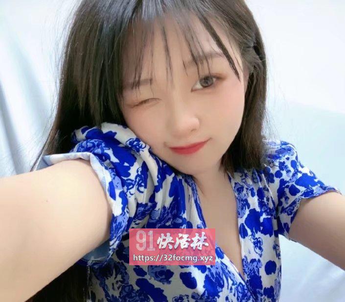 刚下海兼职粉嫩小妹（可上门）