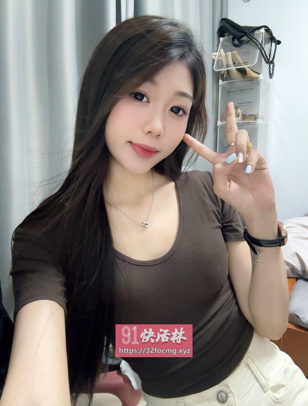 武候极度性感的小妖精
