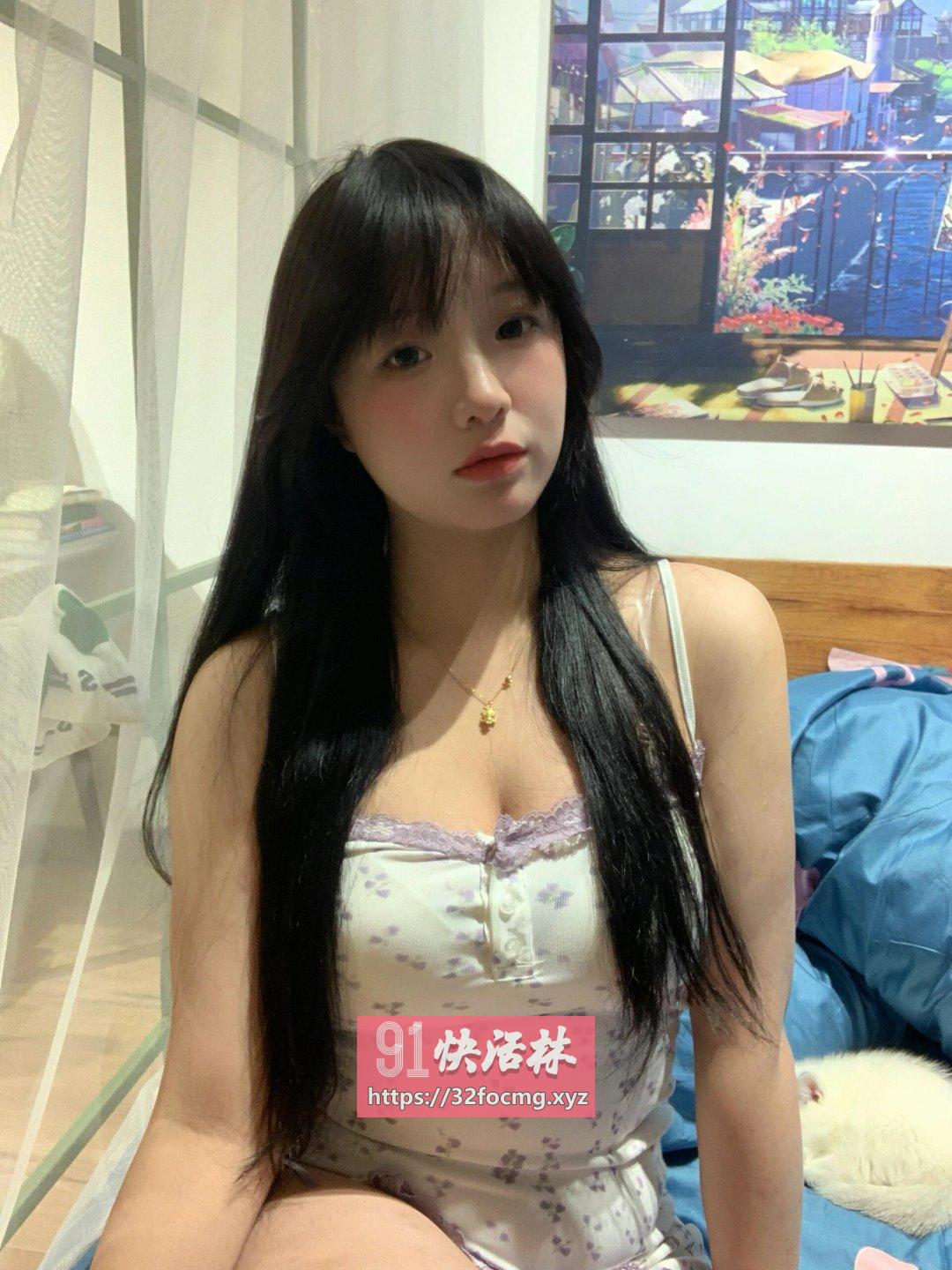清纯小骚货