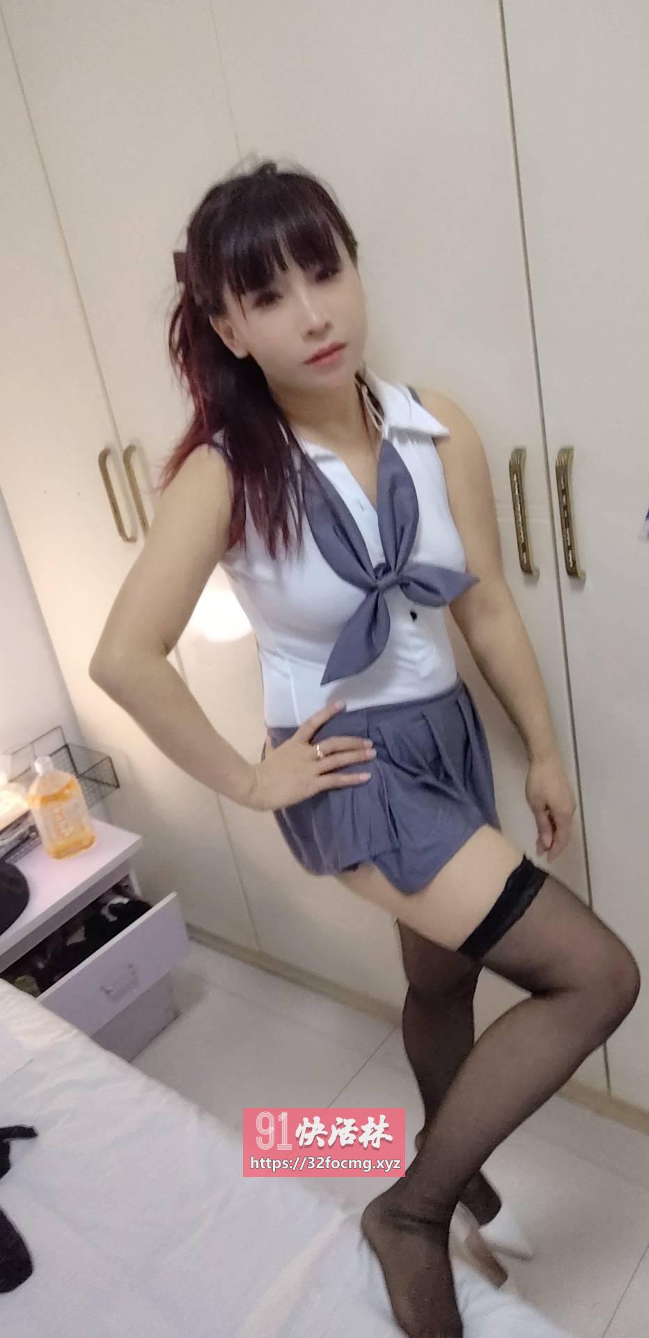 金水黑丝风骚少妇口活好