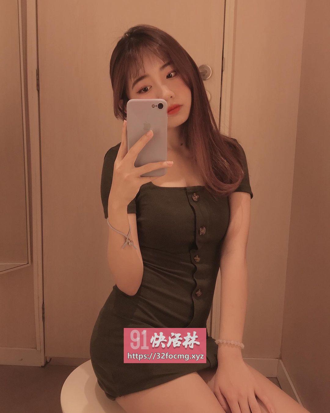 龙华白皙妩媚嫩女