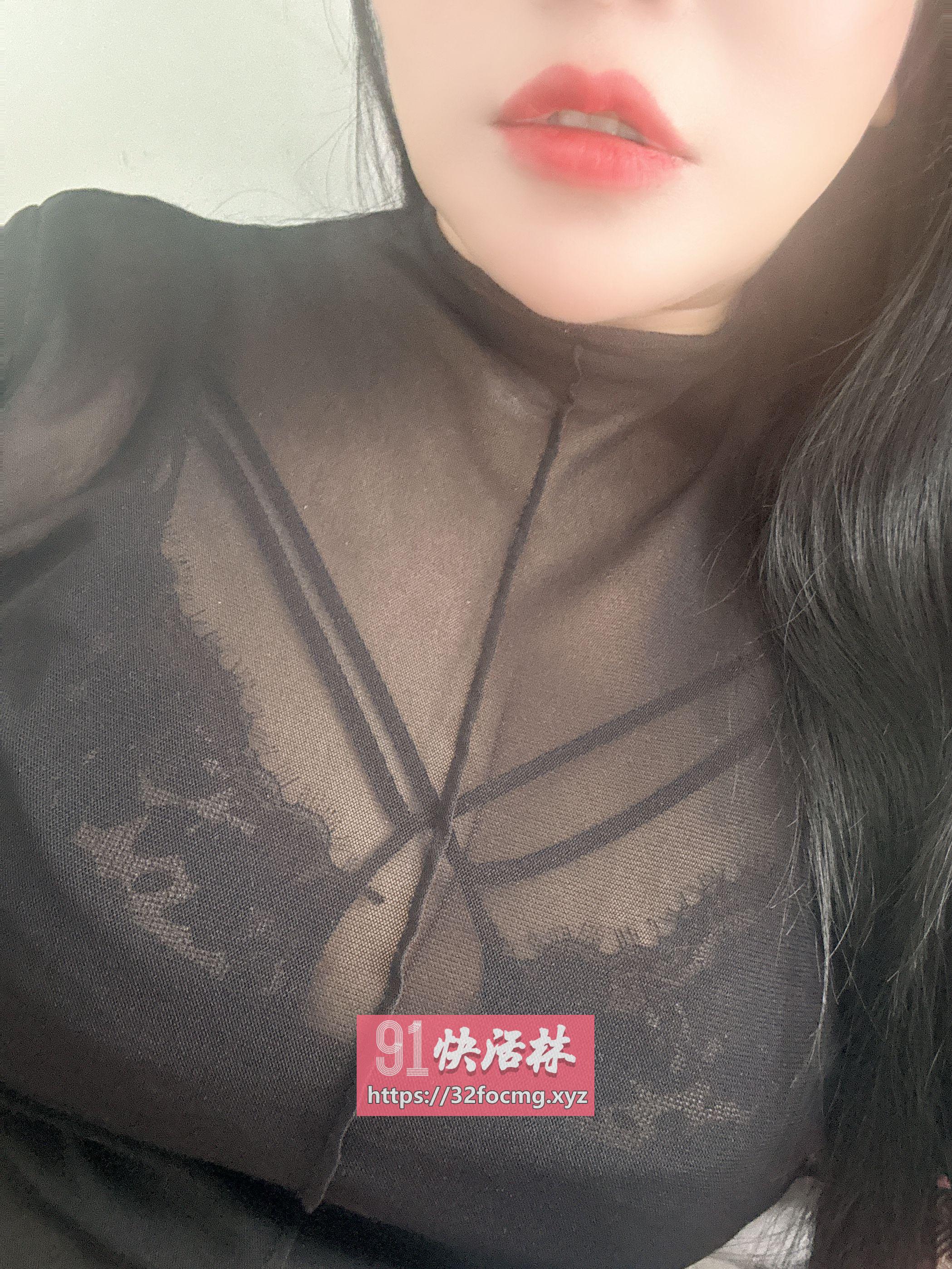 情趣巨乳少妇