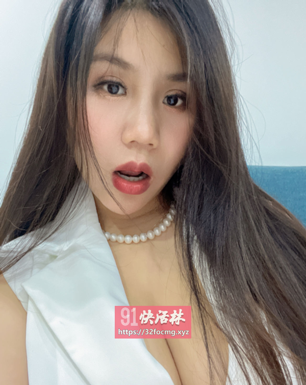 超级大胸