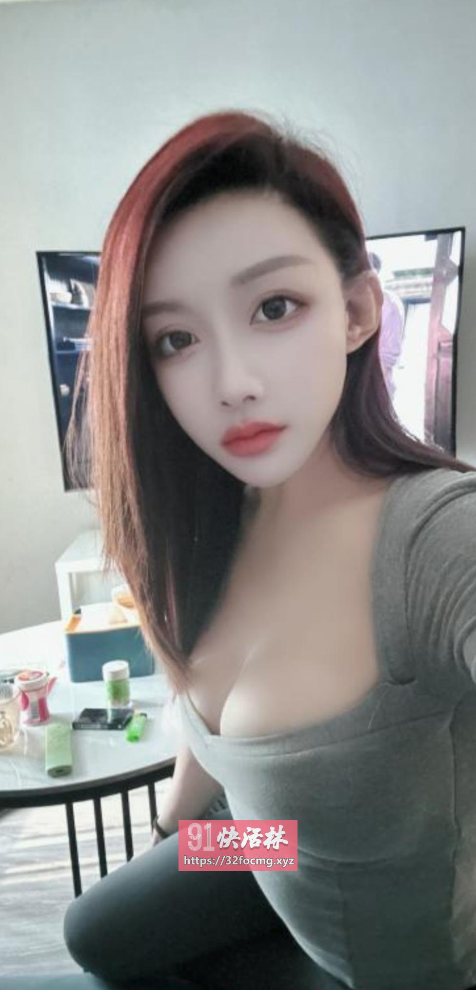 南城性感风骚御姐