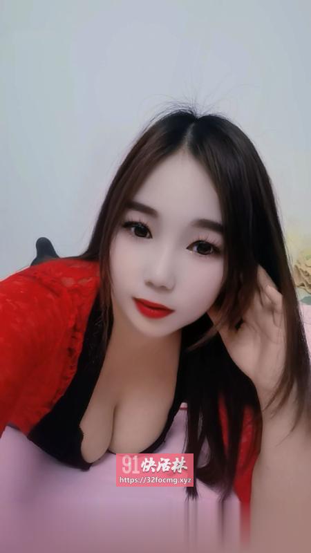 大胸少妇安然