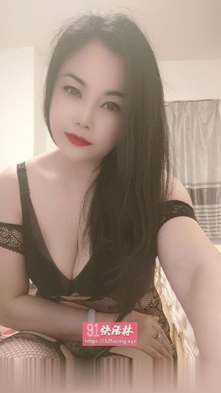 胸很大，很会玩，各种舒服