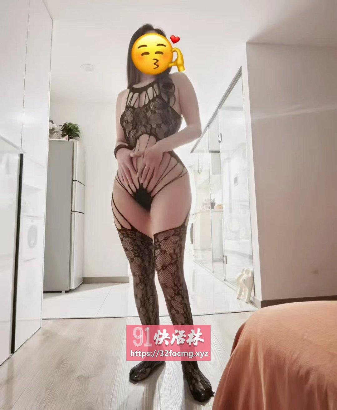 拱墅丰乳肥臀小骚货