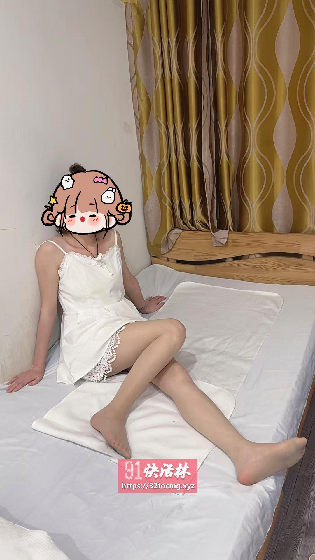 三点粉小嫩妹