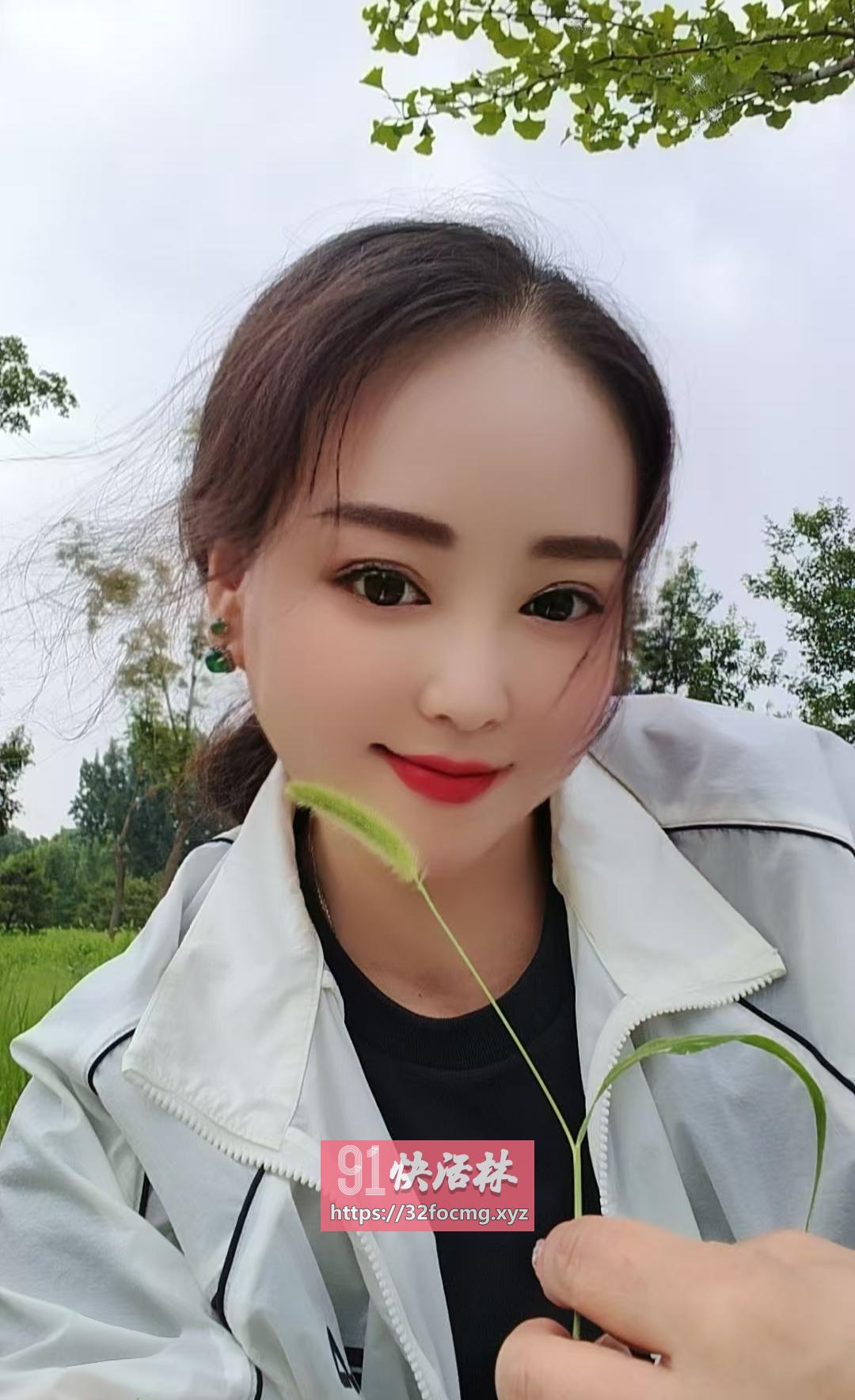 服务系熟女姐姐
