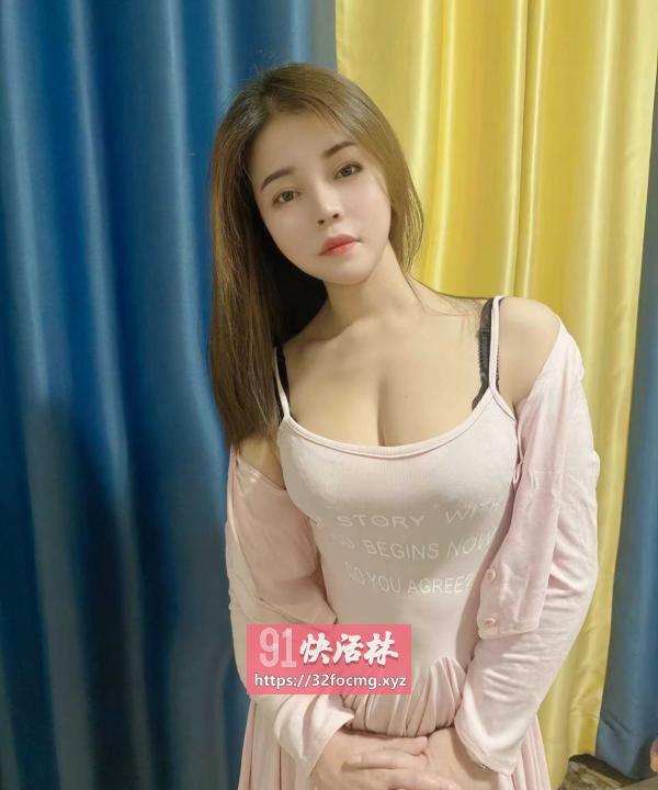 丰臀美乳欲女
