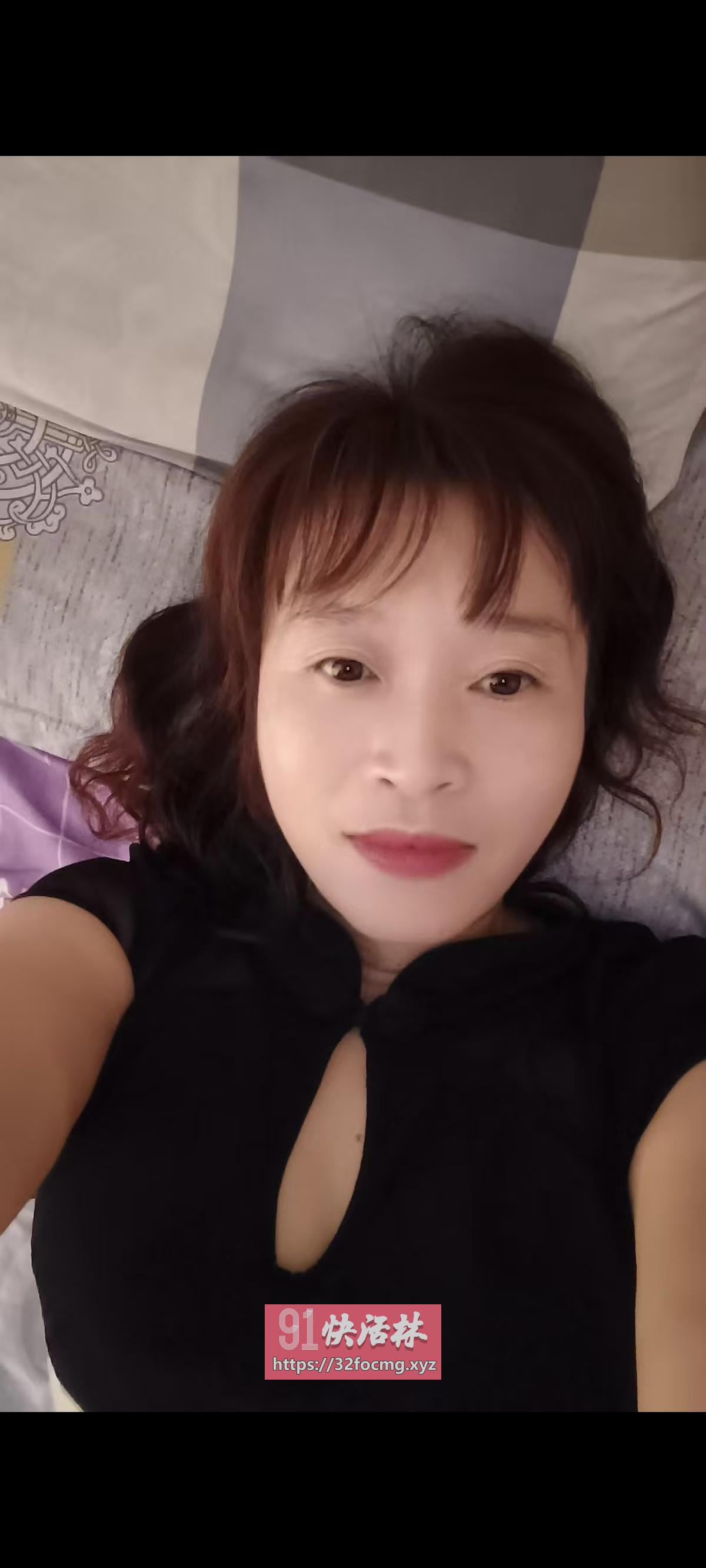 可wt风骚熟女