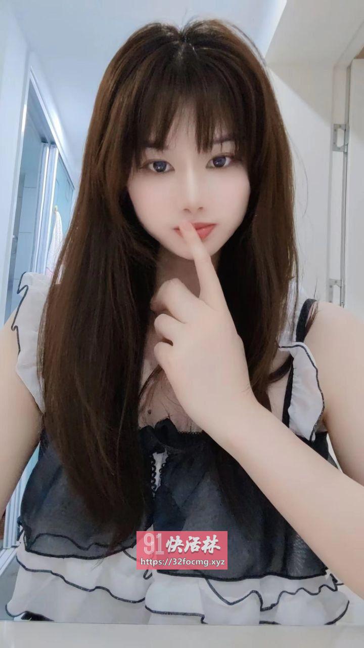 武昌粉嫩兼职小妹