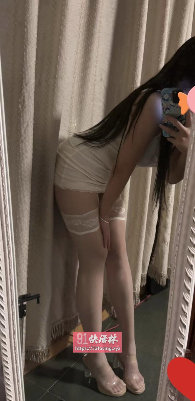 青羊长腿蜜桃贝贝