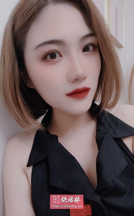 天心短发服务妹子