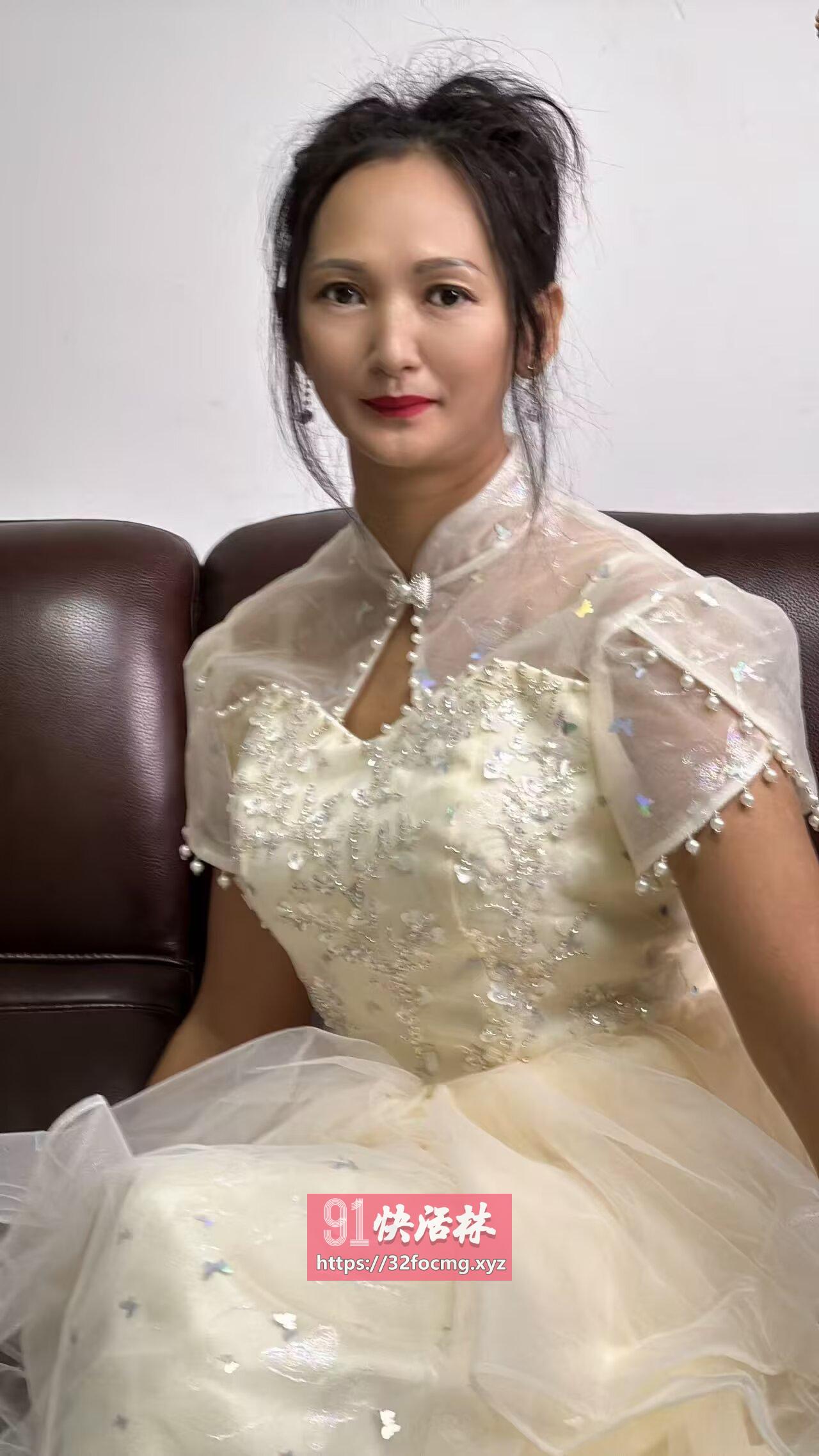 特服熟女姐姐