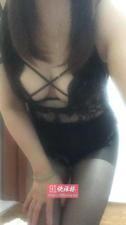 老师的好身材一展无余