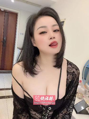 龙岗肤白貌美大胸骚货