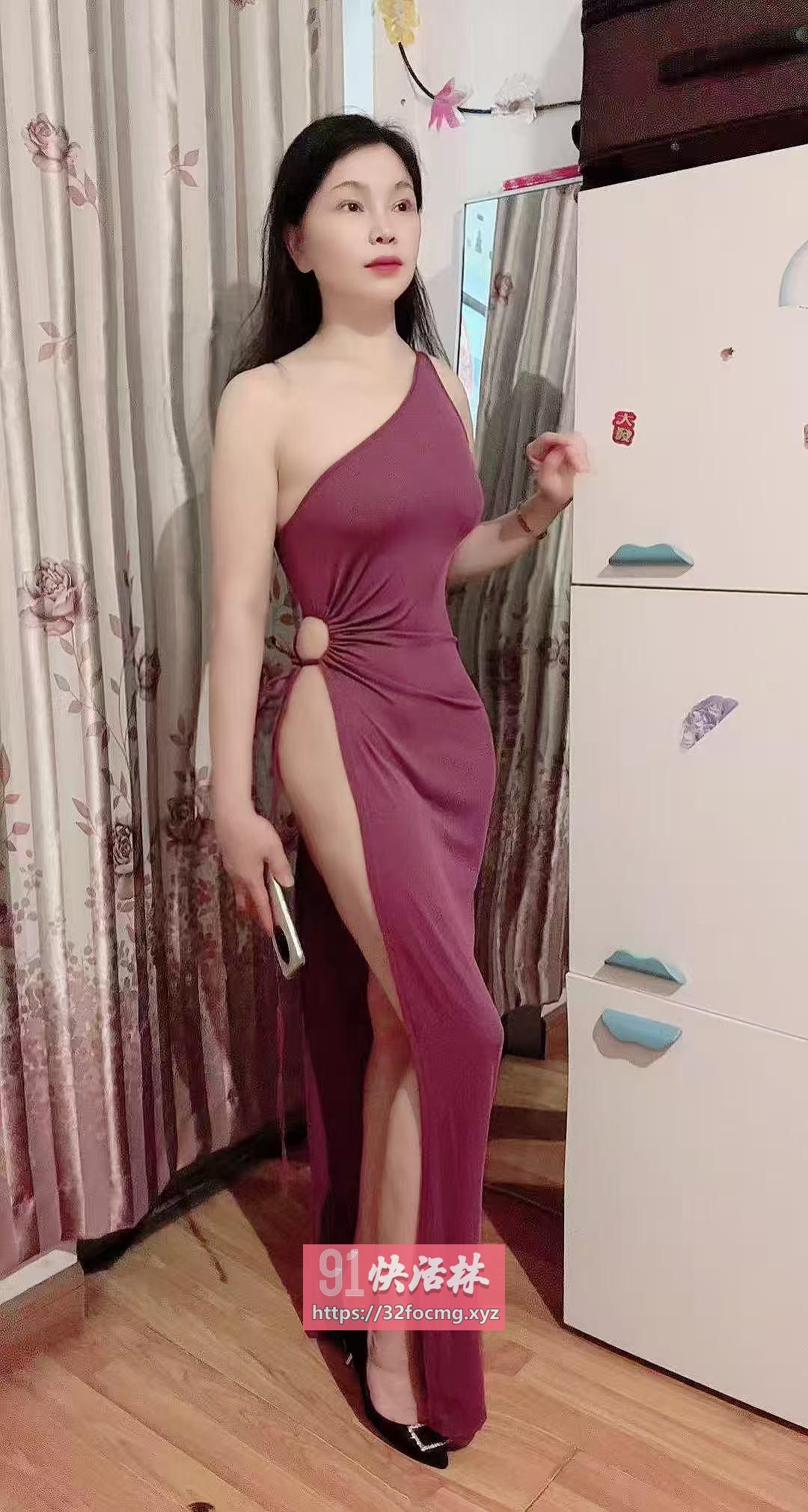 性感长腿少妇