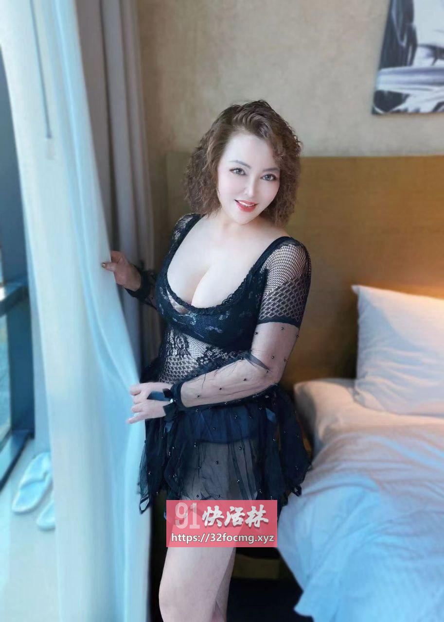 服务态度好一流的熟女姐姐