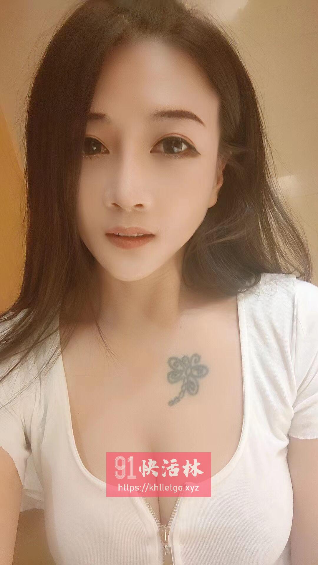 大战骚气美女