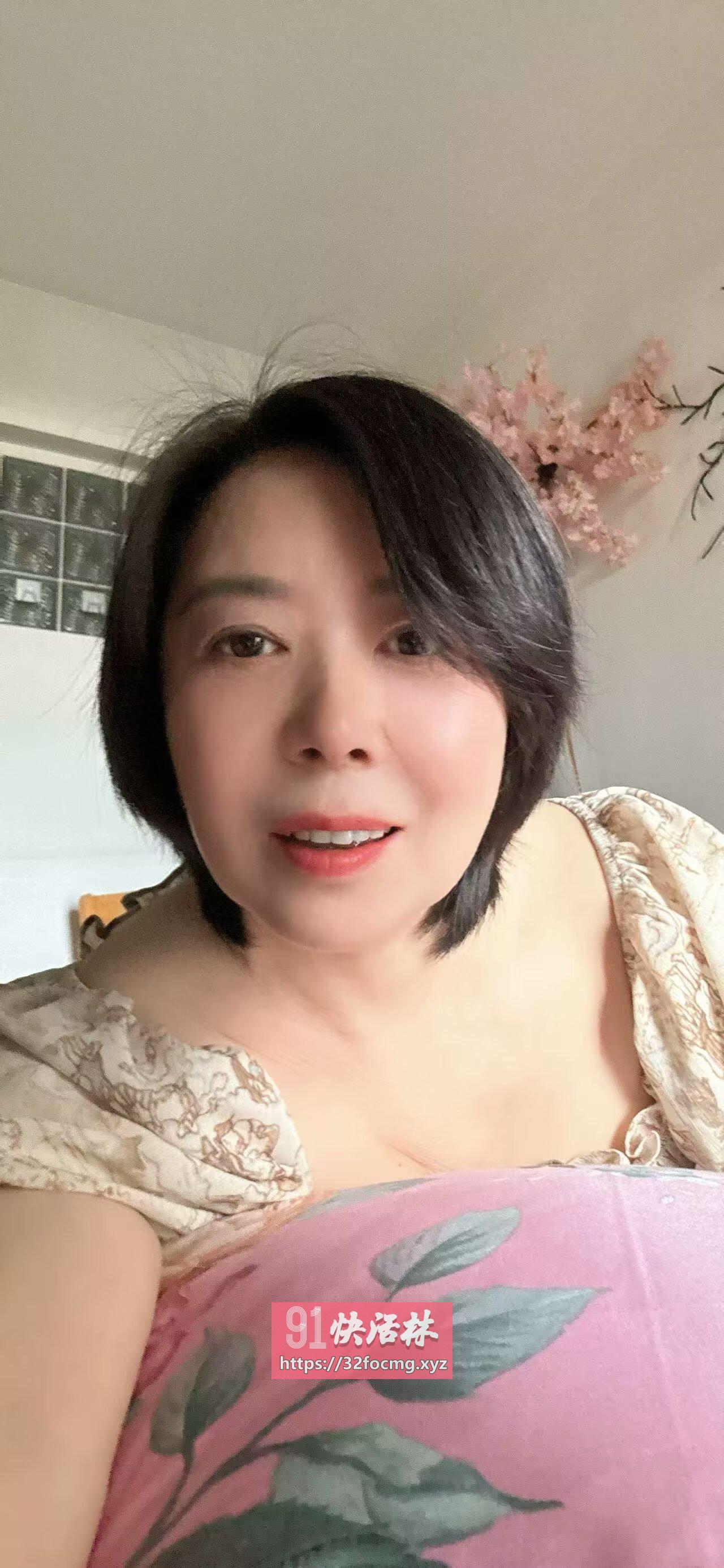 杏林轻熟女