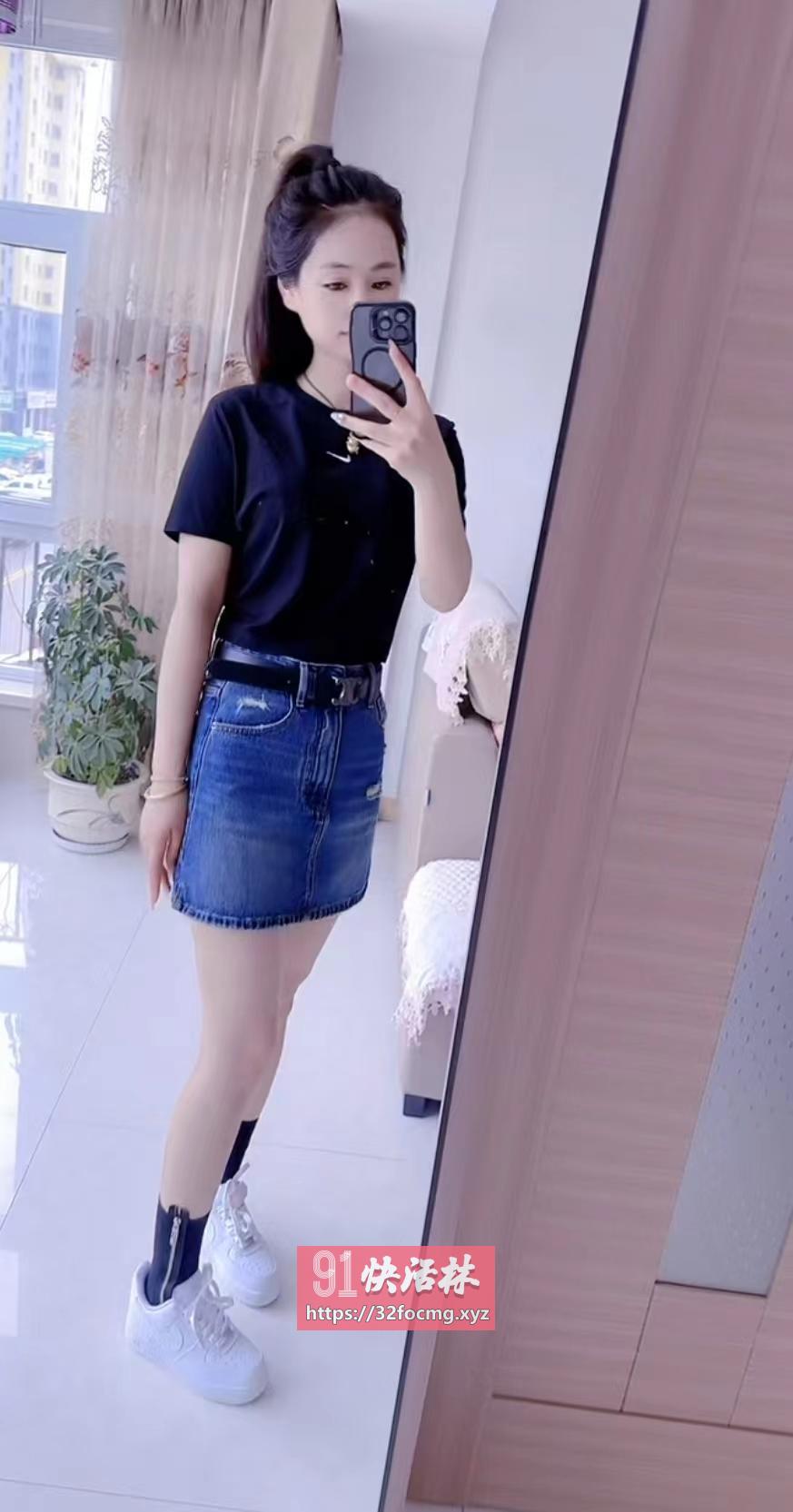 在万博广场这一片得美女