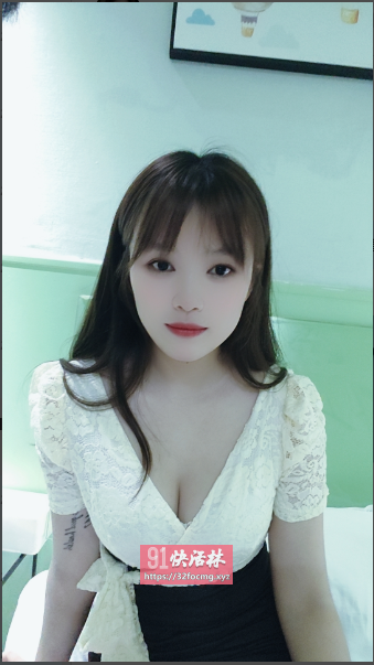 高颜值骚妹妹
