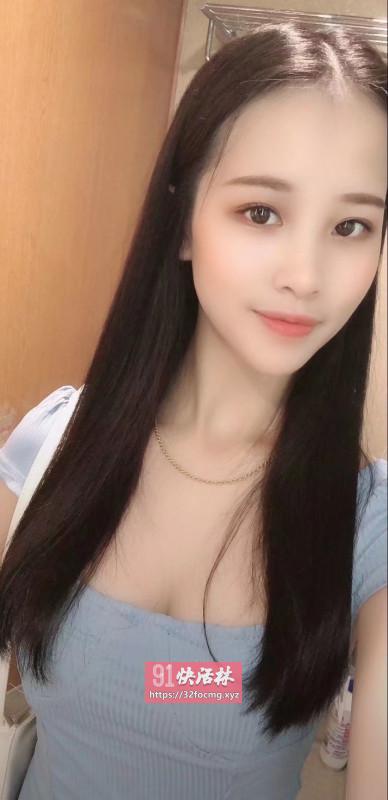 身材哇塞性感小妹